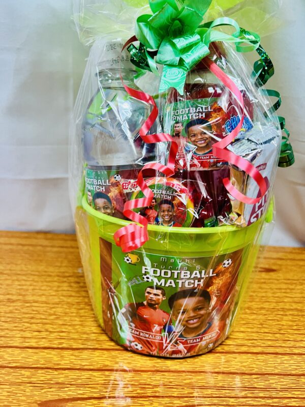 Personalized Bucket/Gift Box/Gift Basket - filled (with latex balloon)