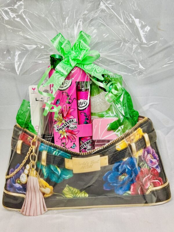 Chic Essentials Purse Gift Set