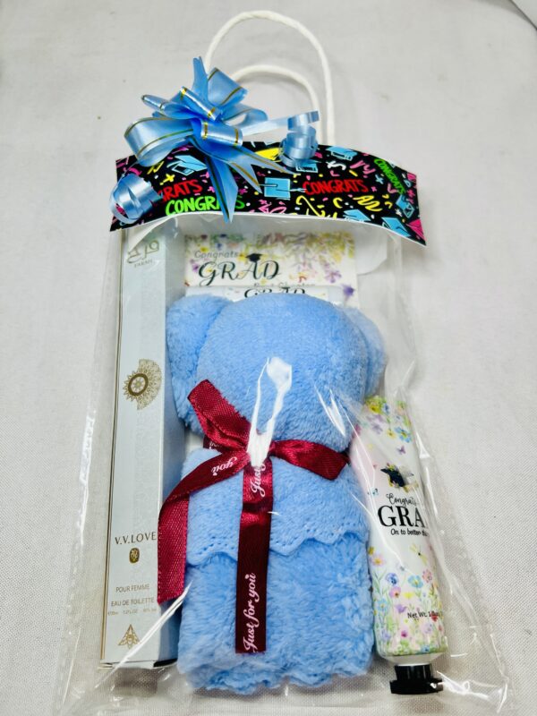Graduation Blissful Bear Essentials Gift Set