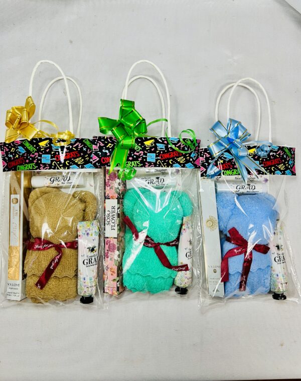 Graduation Blissful Bear Essentials Gift Set